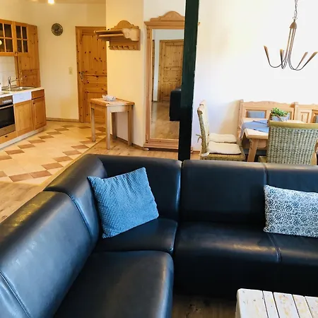 Apartamento Geraeumige In Dargun Mit Pool, Cleaning Included Barlin