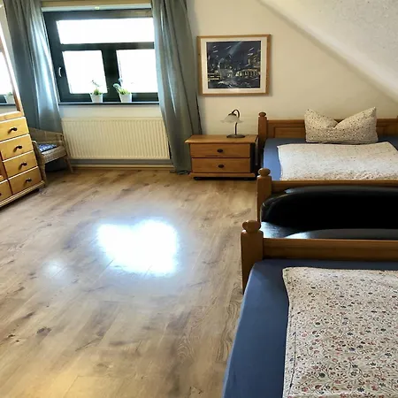 Apartamento Geraeumige In Dargun Mit Pool, Cleaning Included Barlin